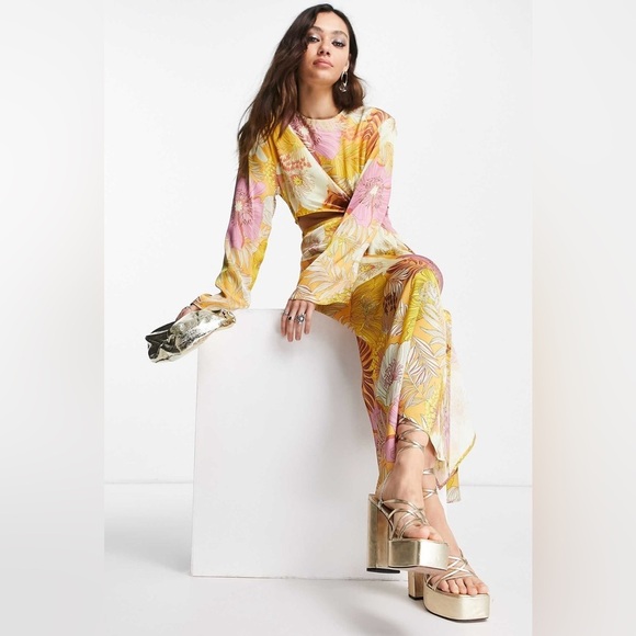 Topshop Vibrant Multicolored Summer Dress with Cutout - Picture 1 of 8